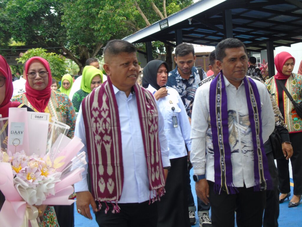 sambut kedatangan kakanwil dan hy