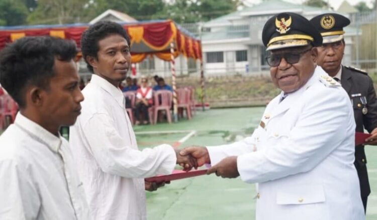 Wakil Bupati Emanuel Kemong Pimpin Penyerahan Remisi Kepada 230 Warga Binaan Lapas Timika