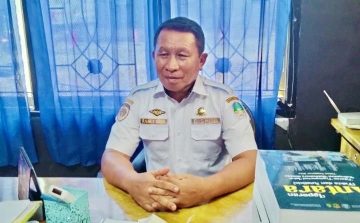 Dishub Halsel Soroti Risiko Keselamatan Aksi Demo Naik ke Atas Tongkang